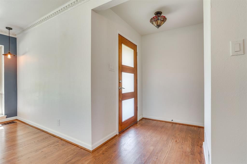 1839 Shelmire Drive Property Photo 4