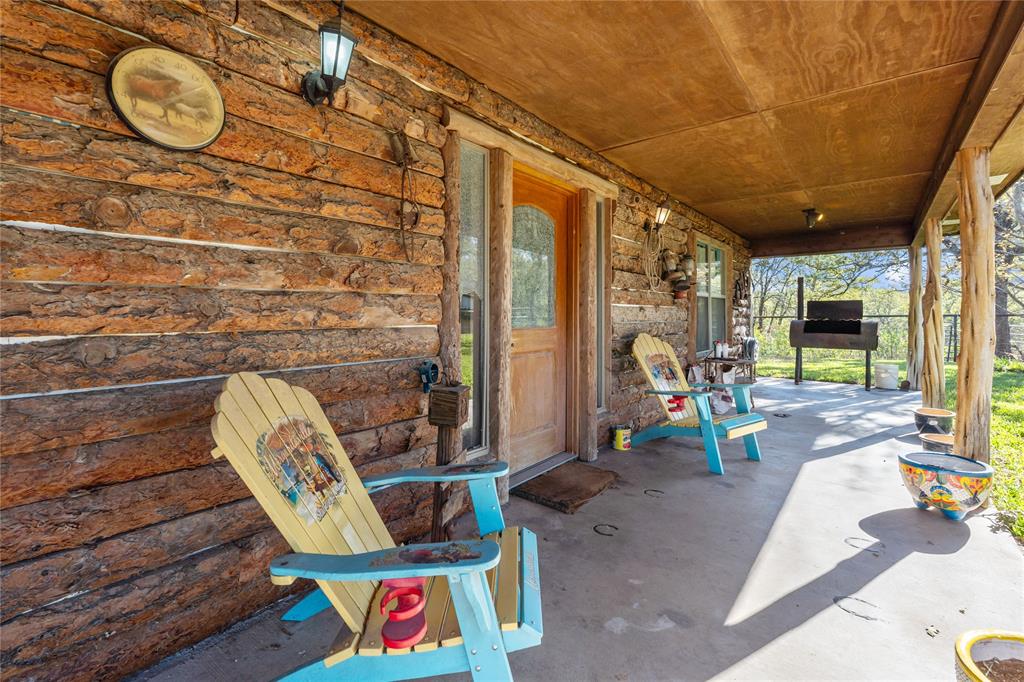 262 N Cheyenne Trail Property Photo 2