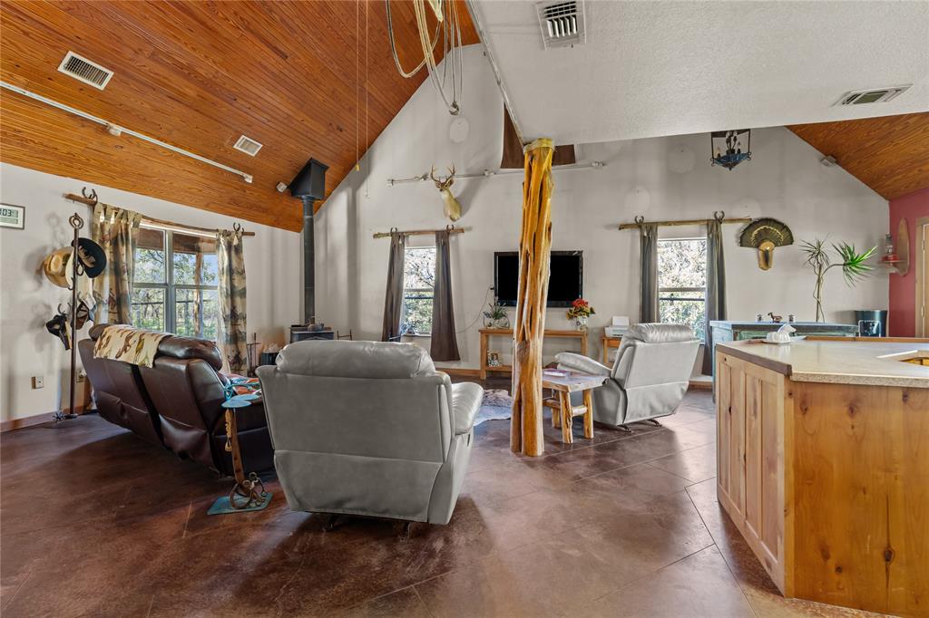 262 N Cheyenne Trail Property Photo 5