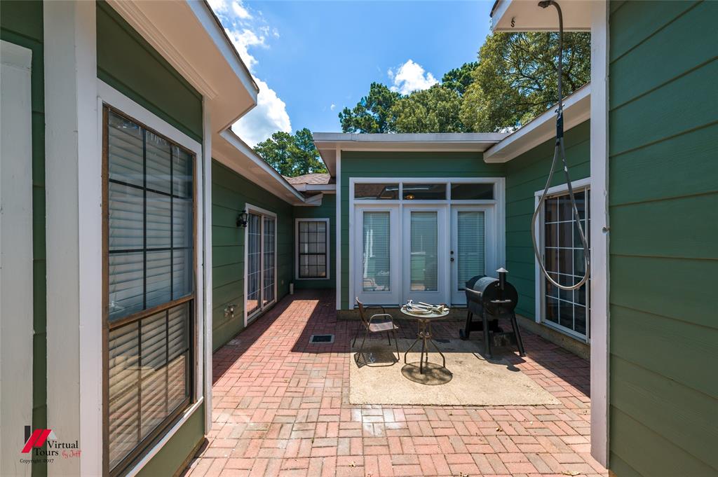 9838 Ballantrae Circle Property Photo 19