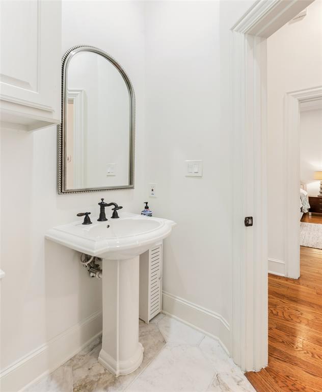 53 Piazza Lane 110 Property Photo 20