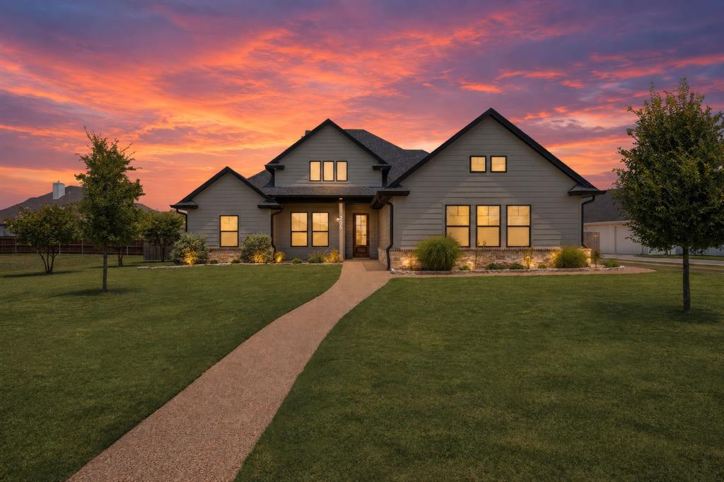 205 Champions Way Property Photo 1
