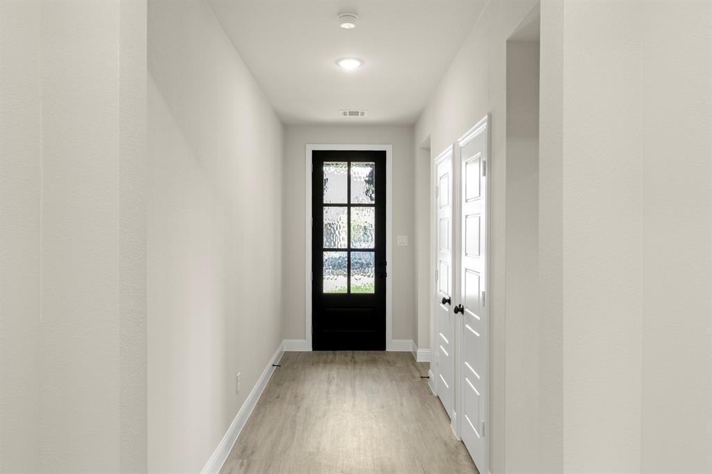 2452 Wheatfield Nook Road Property Photo 3