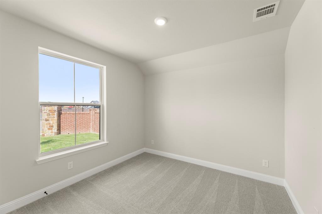 2452 Wheatfield Nook Road Property Photo 4