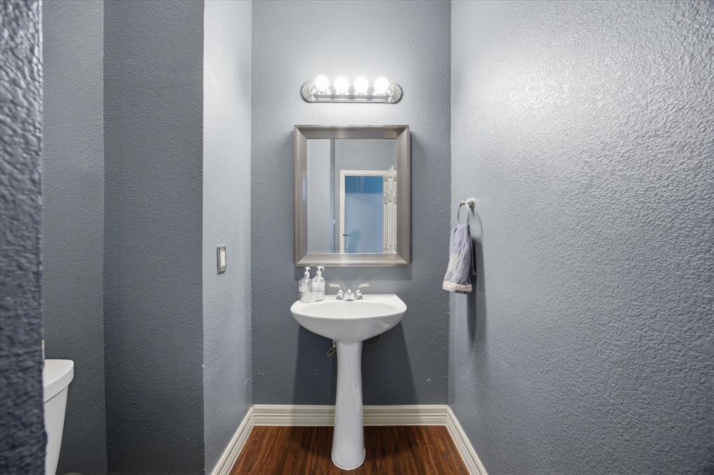 2205 Harborview Boulevard Property Photo 10