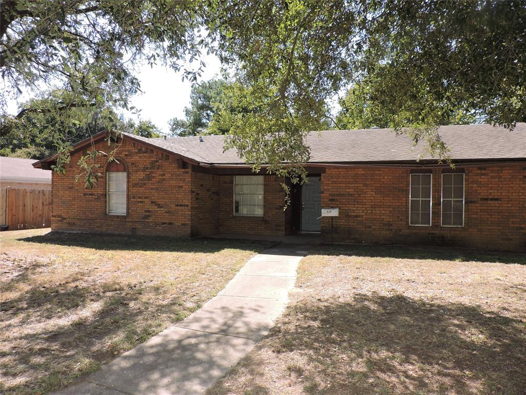 629 Sandra Lane Property Photo 3