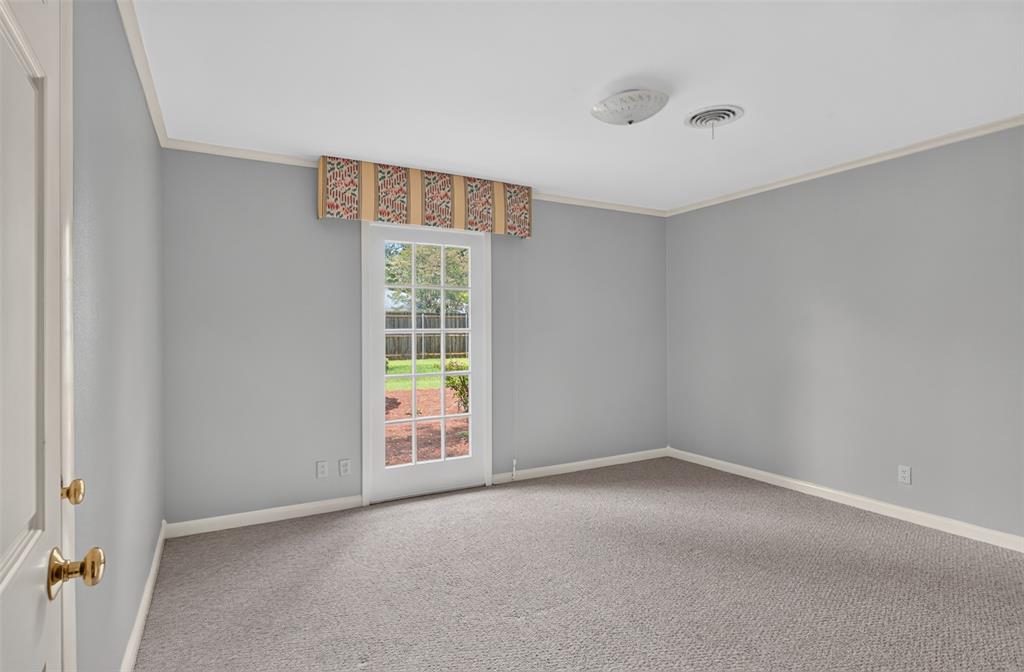 324 Gilbert Circle Property Photo 29