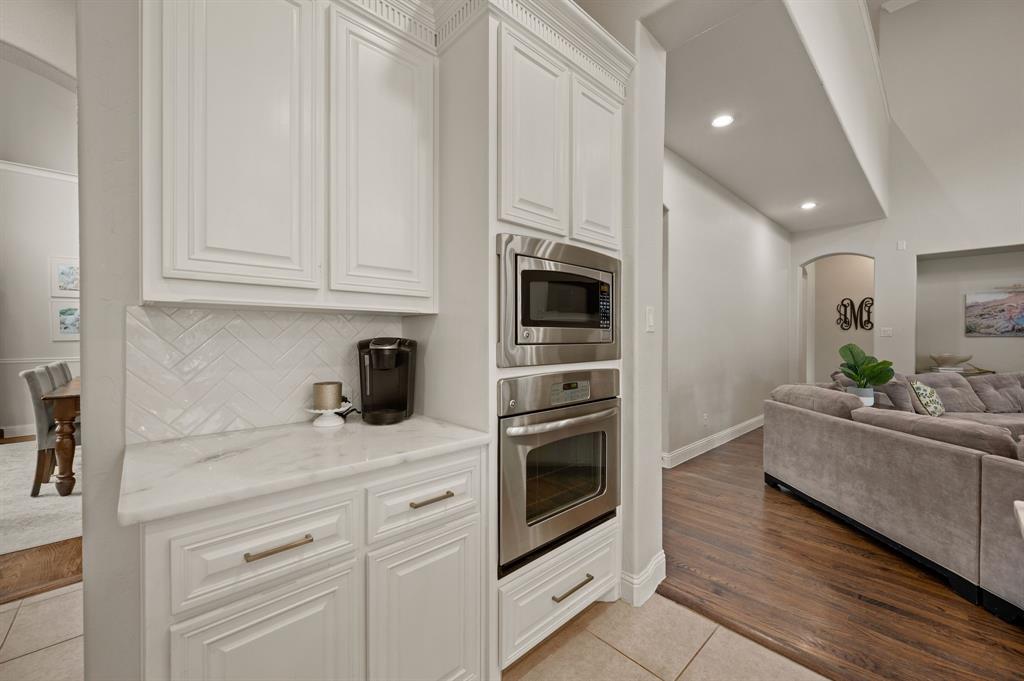 208 Silverado Trail Property Photo 12