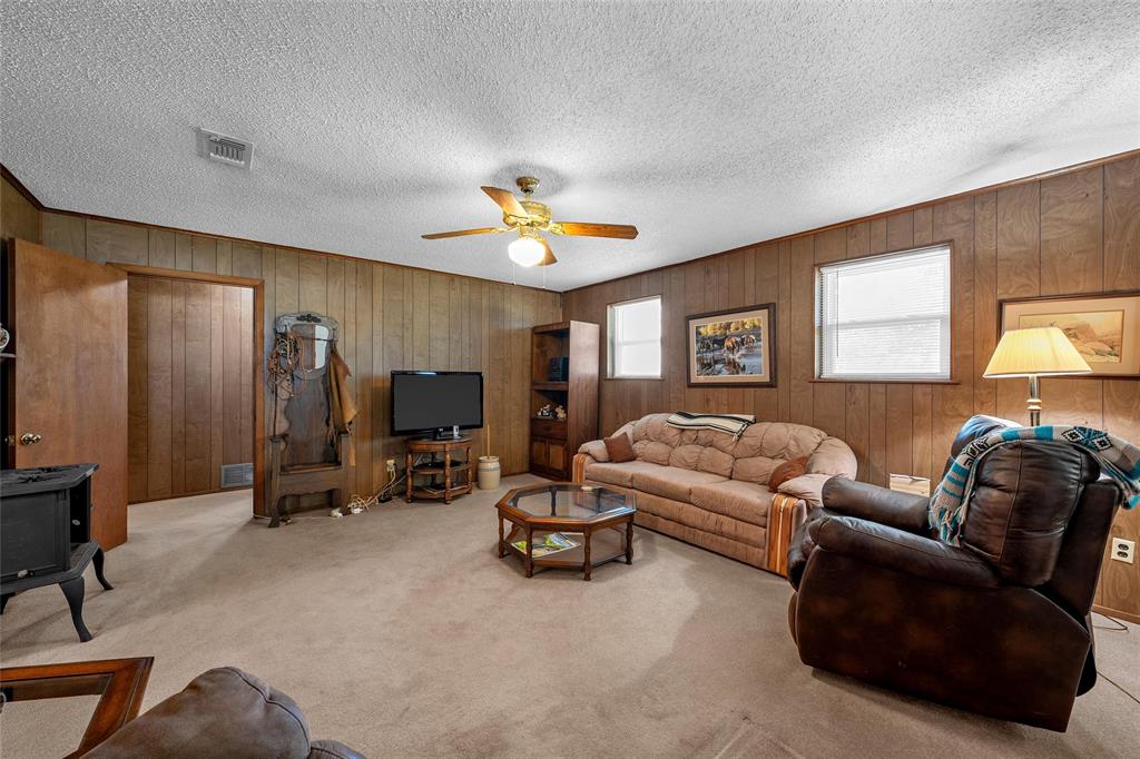204 Christopher Drive Property Photo 6