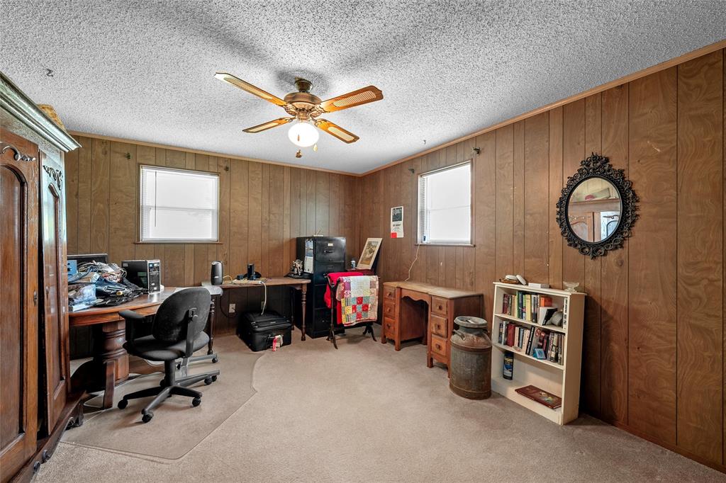204 Christopher Drive Property Photo 16