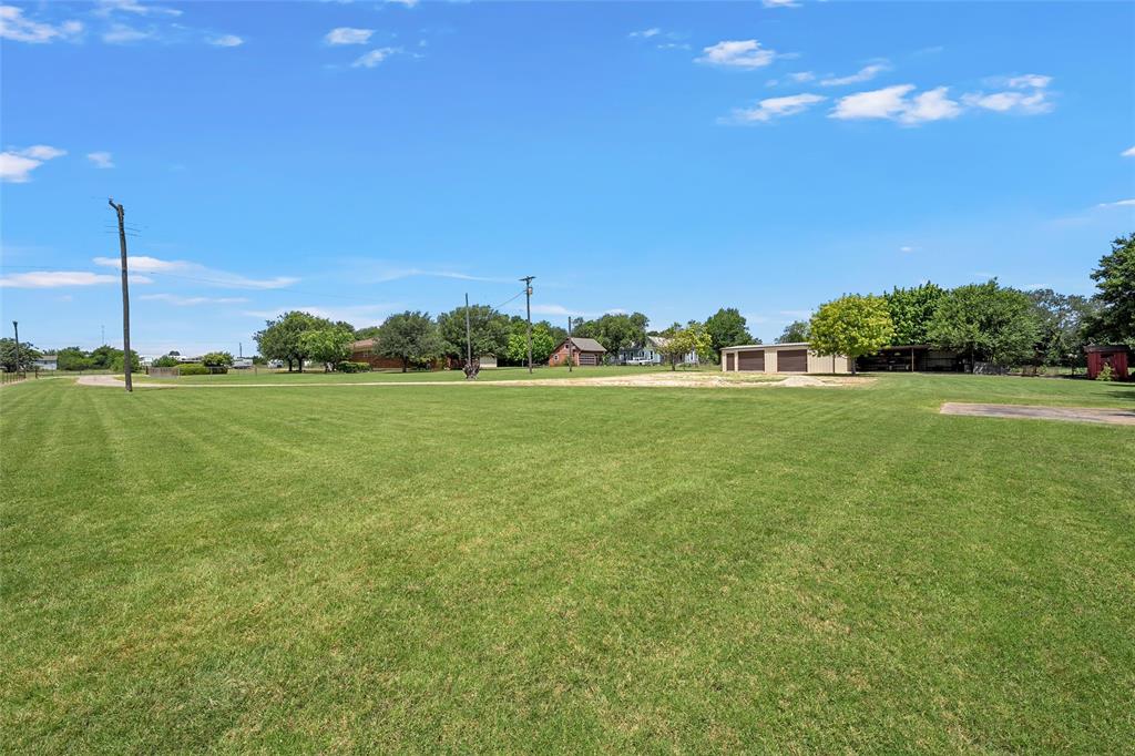 204 Christopher Drive Property Photo 32