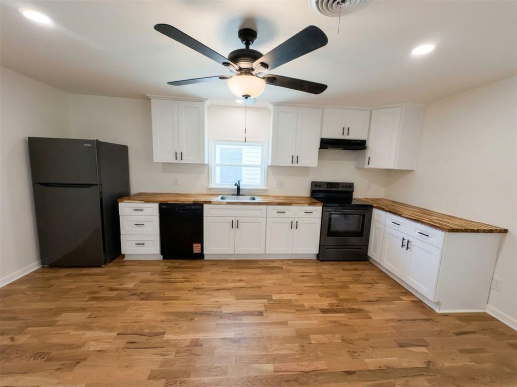 2011 N Houston Street Property Photo 10