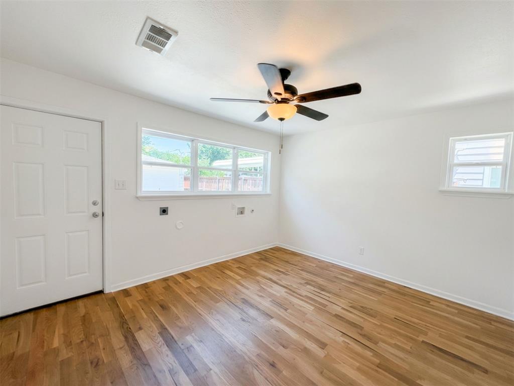 2011 N Houston Street Property Photo 22