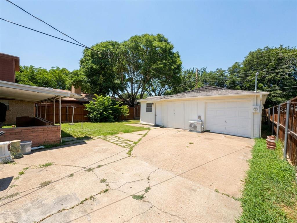 2011 N Houston Street Property Photo 25