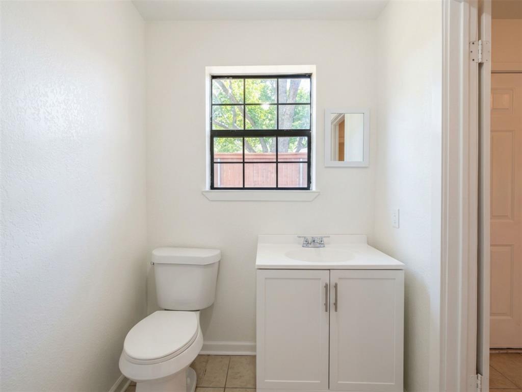2011 N Houston Street Property Photo 37