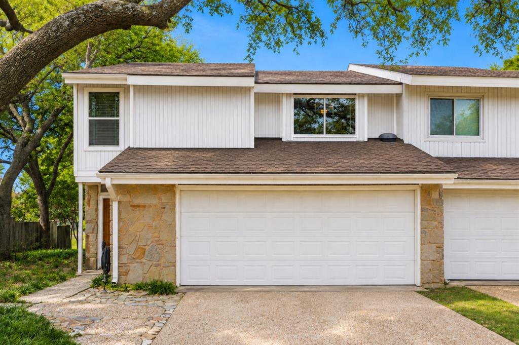 2920 Shady Lake Circle Property Photo 1