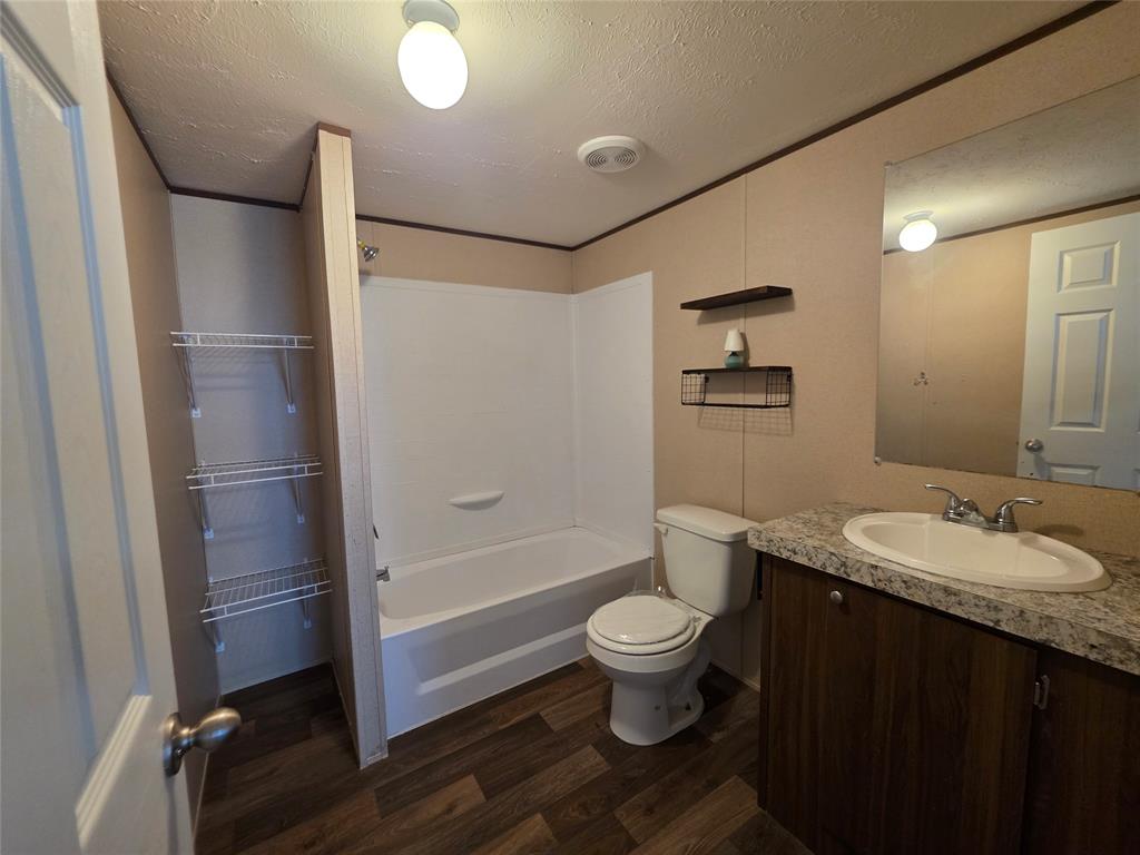 220 Private Road 5177 Property Photo 14