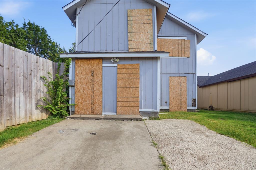 10363 Limestone Drive Property Photo 2