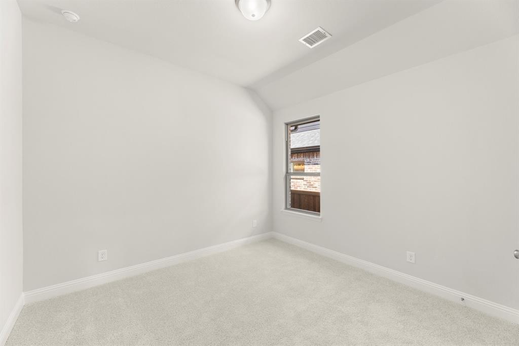 2628 Cone Flower Street Property Photo 10