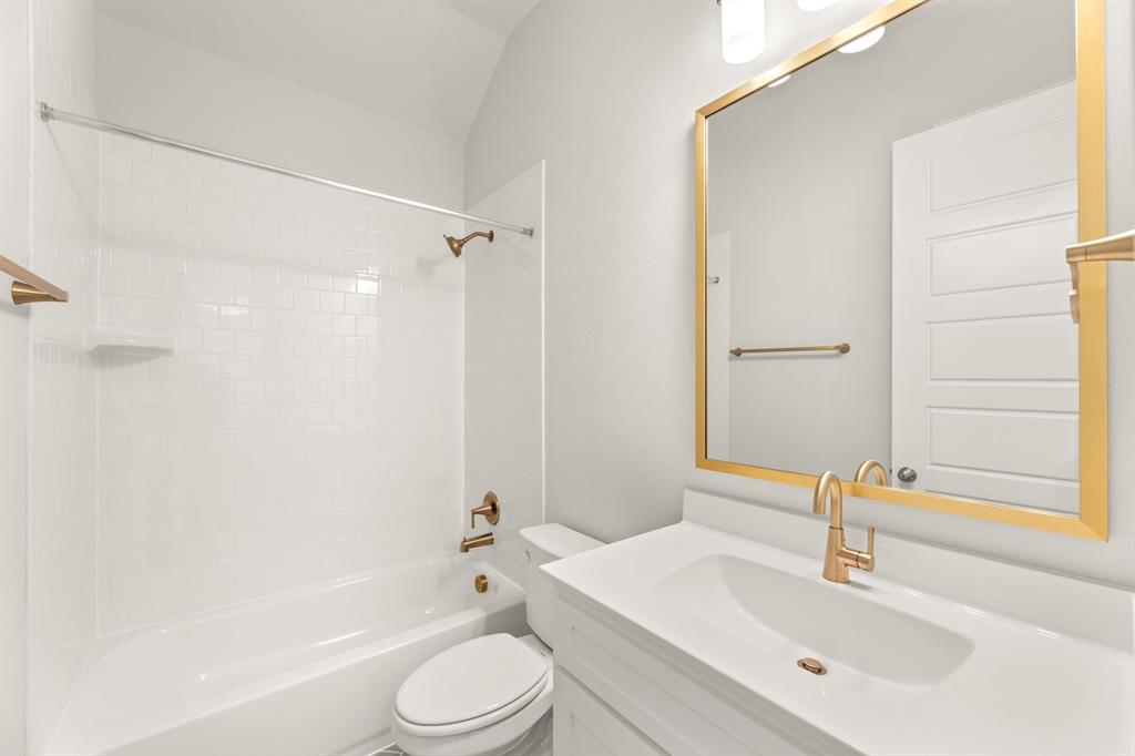 2628 Cone Flower Street Property Photo 11