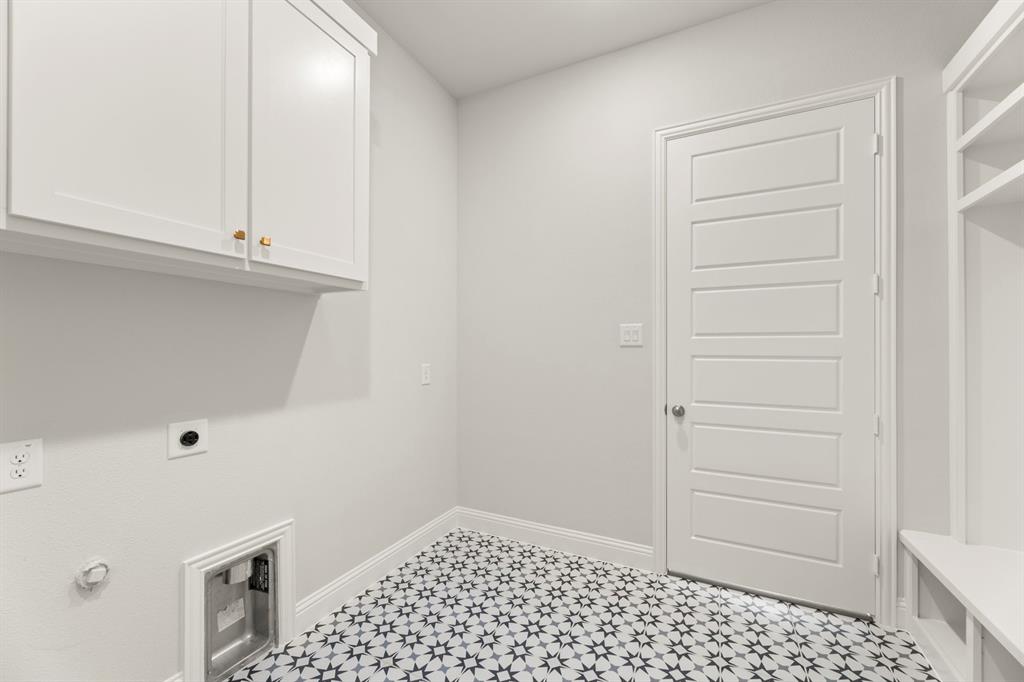 2628 Cone Flower Street Property Photo 27