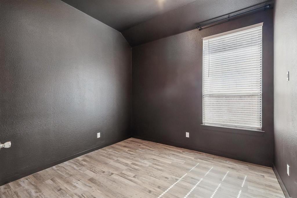 1100 Parkstone Drive Property Photo 15
