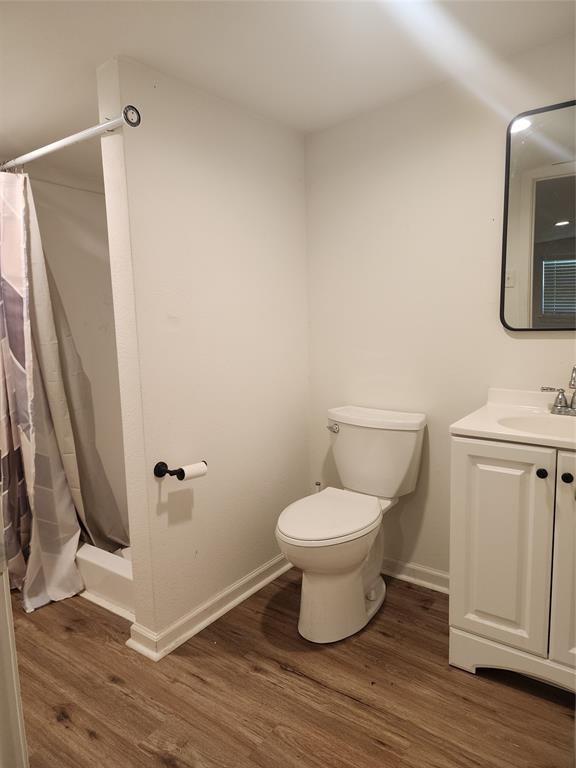202 W Martin Property Photo 4