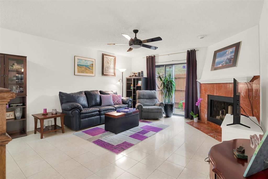 877 Dublin Drive 1 Property Photo 6