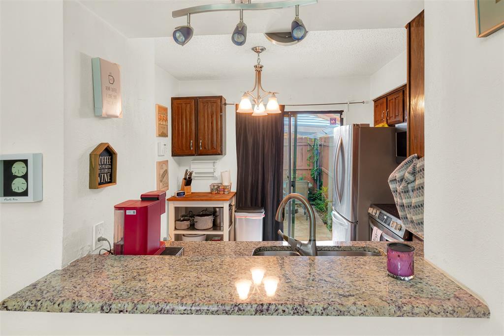 877 Dublin Drive 1 Property Photo 12