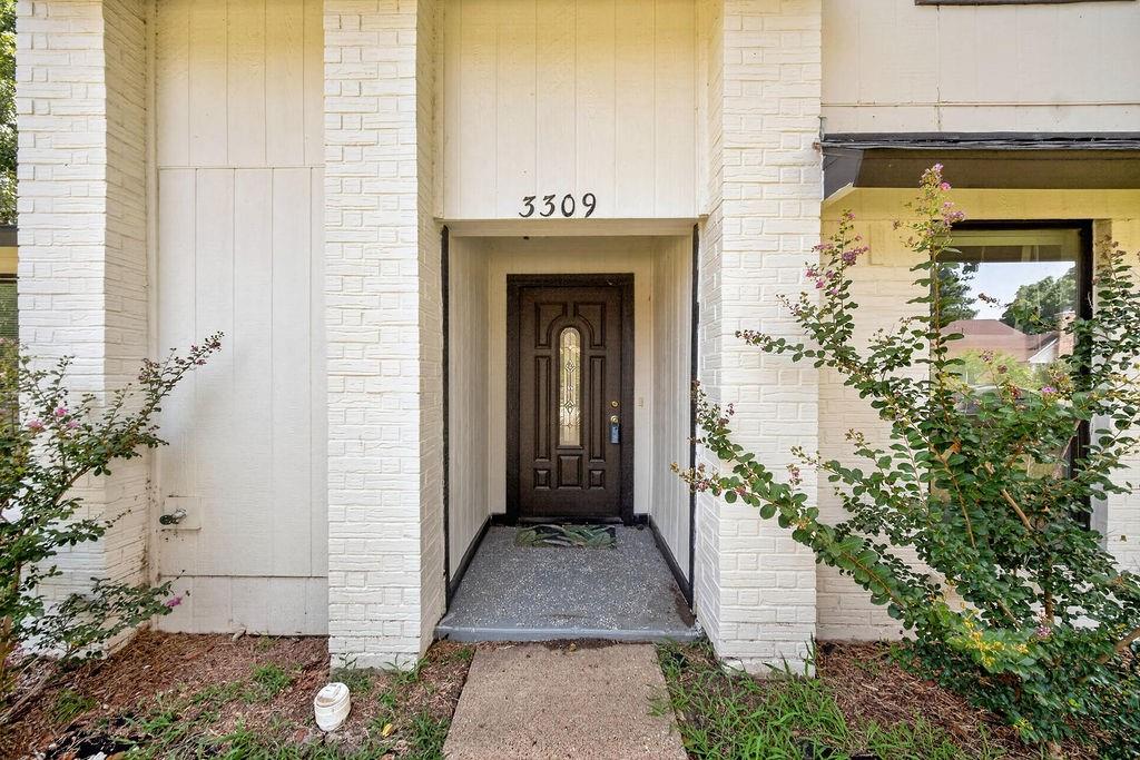 3309 Graybar Drive Property Photo 4