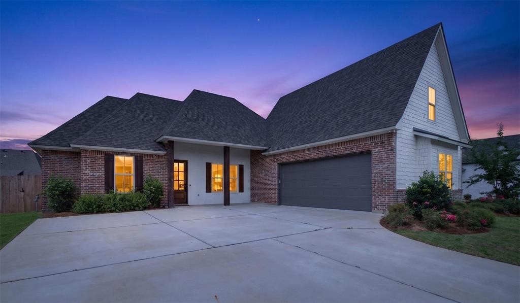 76 Turtle Creek Drive Property Photo 1