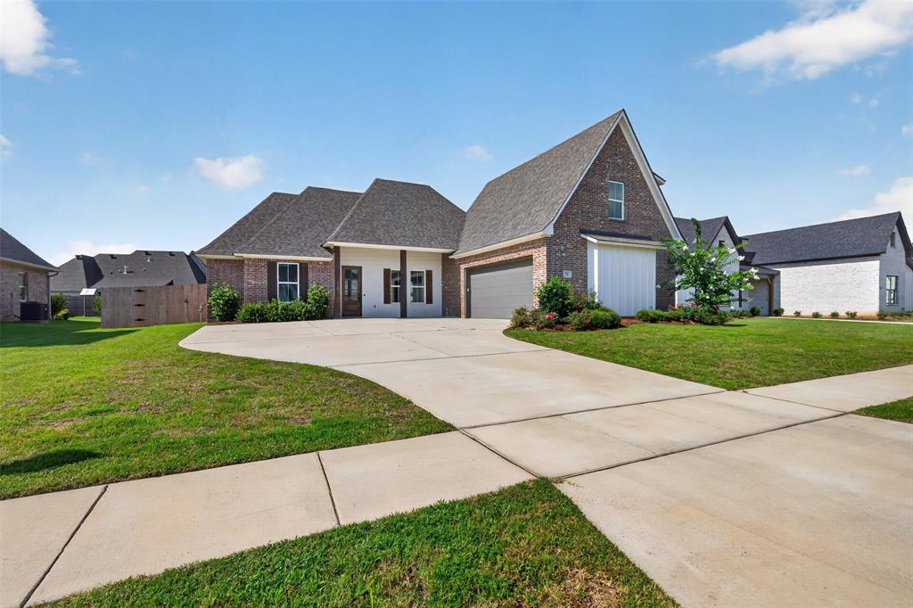 76 Turtle Creek Drive Property Photo 2