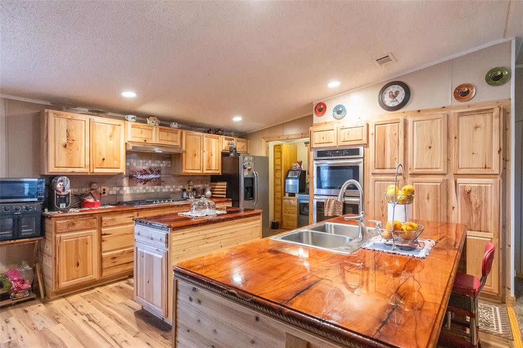 7167 Spinks Road Property Photo 6