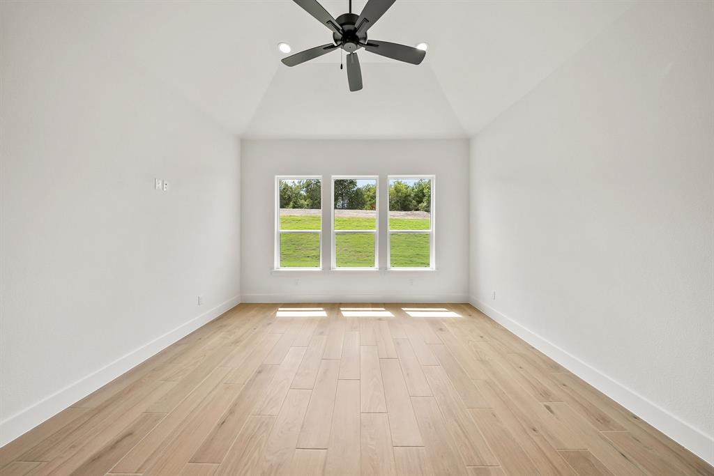 132 Oak Meadow Lane Property Photo 10
