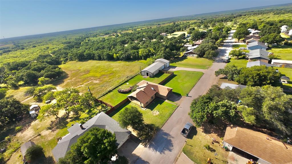 804 Foxhollow Road Property Photo 1