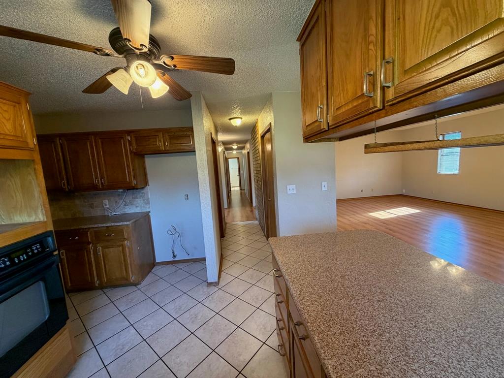 804 Foxhollow Road Property Photo 11