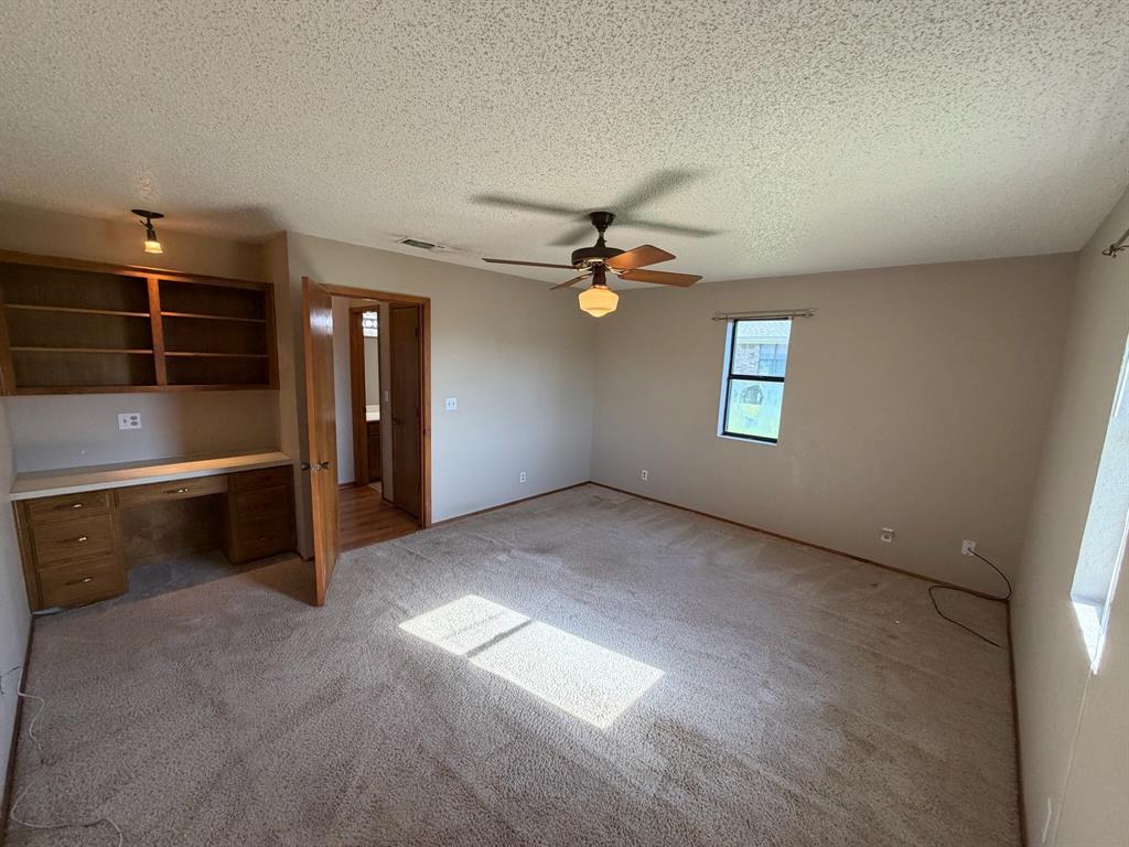 804 Foxhollow Road Property Photo 16