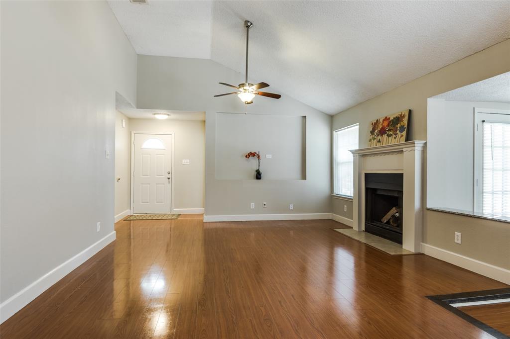 1461 Javelin Way Property Photo 4