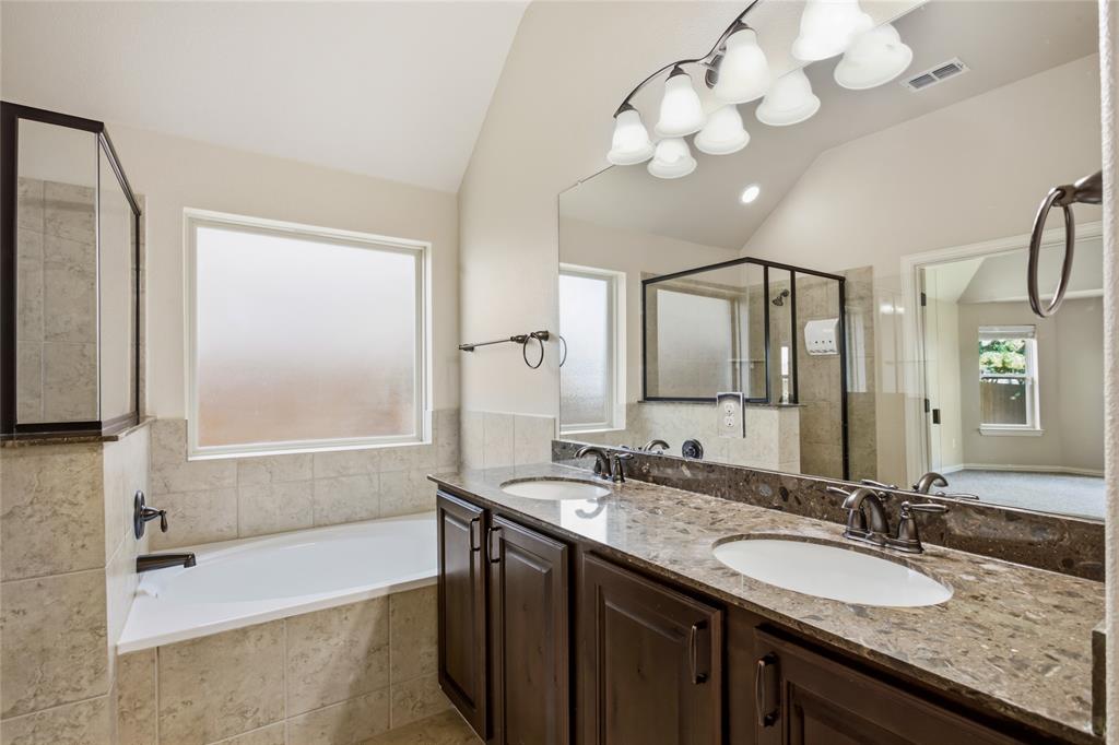 1004 Edgefield Lane Property Photo 20