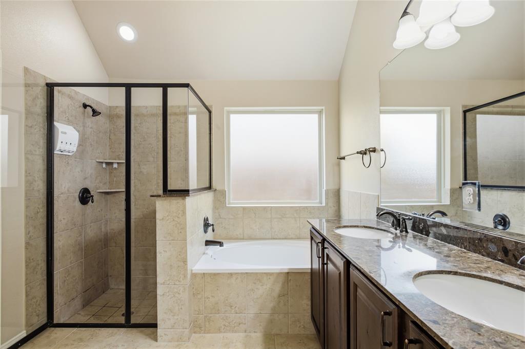 1004 Edgefield Lane Property Photo 21