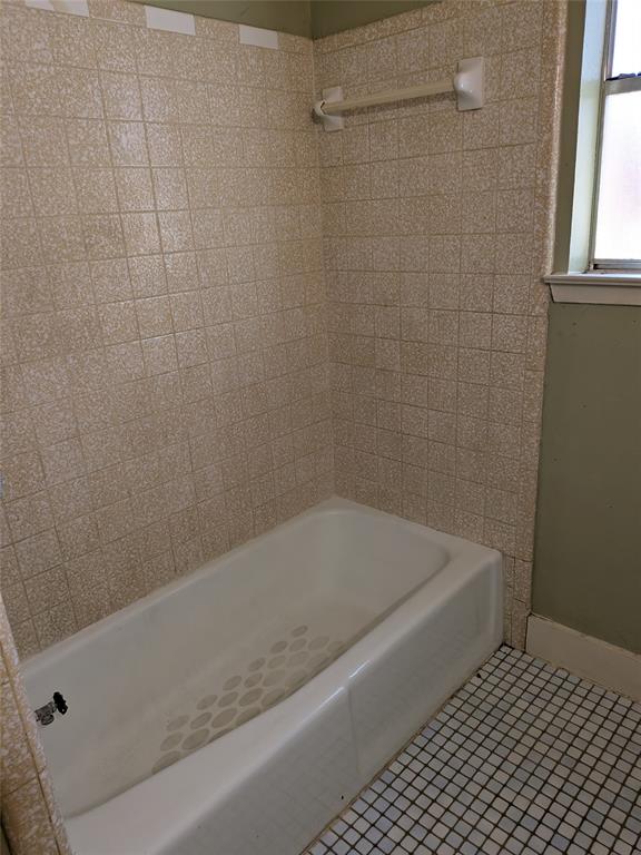 7501 Acapulco Road Property Photo 15