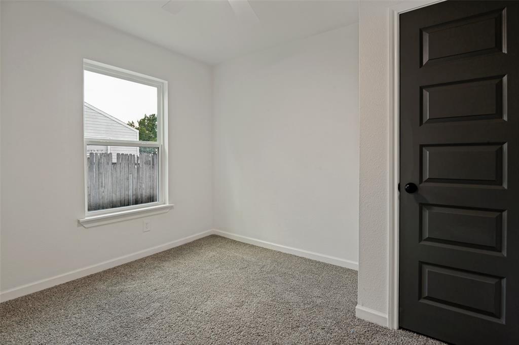 806 Se 10th Street Property Photo 17