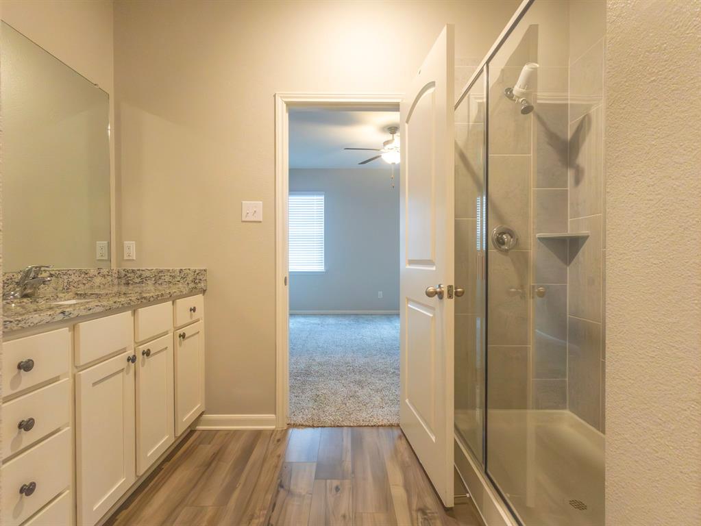 2100 Penaflor Drive Property Photo 12