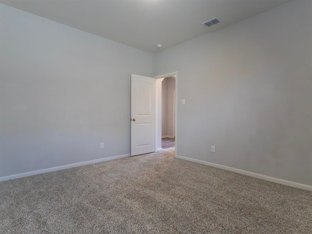 2100 Penaflor Drive Property Photo 18