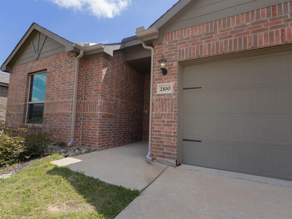2100 Penaflor Drive Property Photo 22