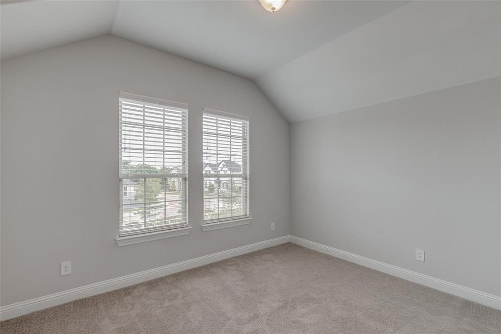 4322 Maple Bloom Drive Property Photo 6