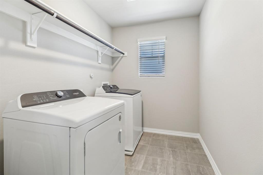 3802 High Valley Drive Property Photo 14