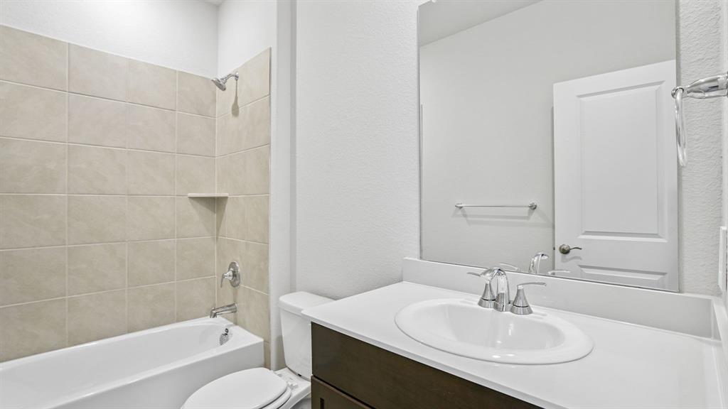 3804 High Valley Drive Property Photo 17