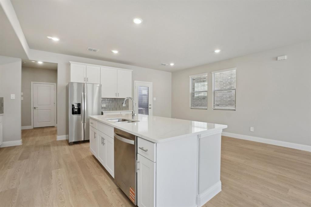 2736 Teton Street Property Photo 7
