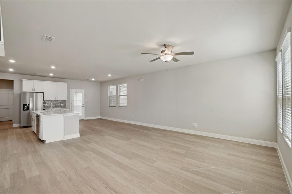 2736 Teton Street Property Photo 9